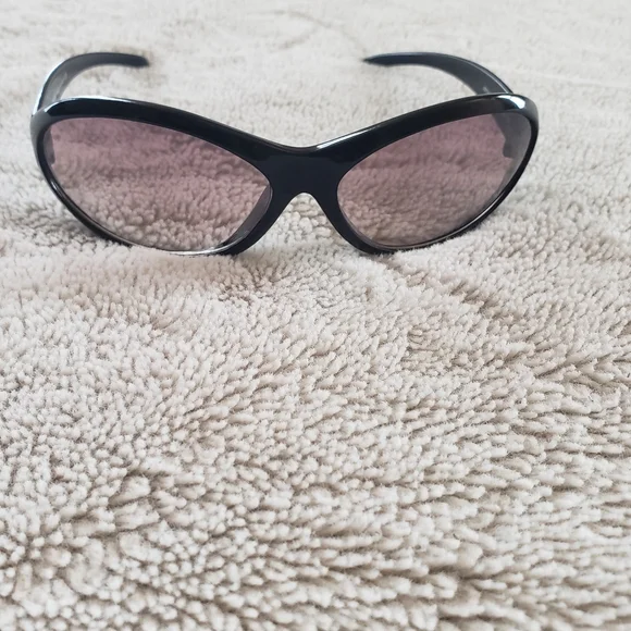Emporio Armani Black Sunglasses - Picture 2 of 10
